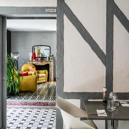 Logis Hotel & Restaurant Le Cadet De Gascogne Saint-Justin  Exterior photo